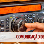 É proibido ouvir a frequência rádio da polícia?